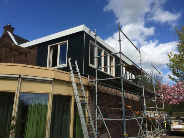 Dakopbouw aan het Noordeinde 85 te Oostzaan