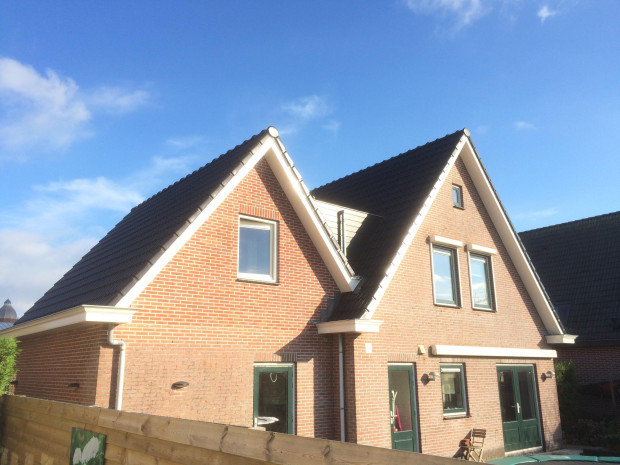 Dakopbouw en dakrenovatie te Hoogkarspel