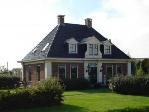 woning aan de Liederik te  Zwaagdijk